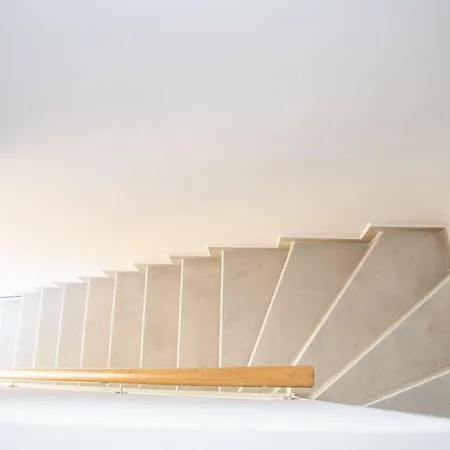 Mos Luxury - The Loft Apartment